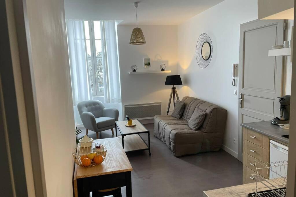 Logement Entier 33 M2 A Pau Exterior photo